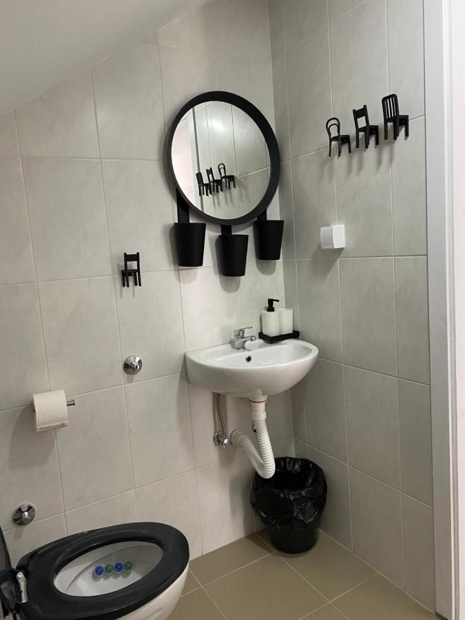 Omis Rooms Pančevo Exterior foto